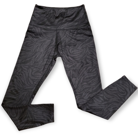 BEYOND YOGA Black/Charcoal Print Long Yoga Leggings - Size Medium - Picture 1 of 4